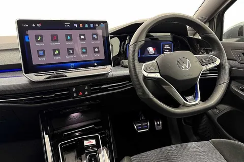 KW25NTJ Volkswagen Golf 1.5 TSI 272 GTE eHybrid 5dr DSG **PAN ROOF** Thumbnail #2