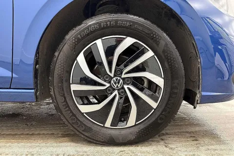 GD24OAM Volkswagen Polo 1.0 Life 5dr Thumbnail #5