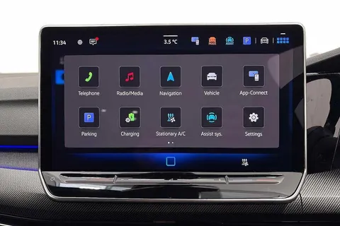 KW25NTJ Volkswagen Golf 1.5 TSI 272 GTE eHybrid 5dr DSG **PAN ROOF** Thumbnail #12