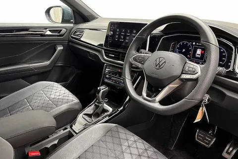 DE25VPU Volkswagen T-Roc 1.5 TSI R-Line 5dr DSG **18' NEVADA ALLOYS + REV CAM** Thumbnail #6