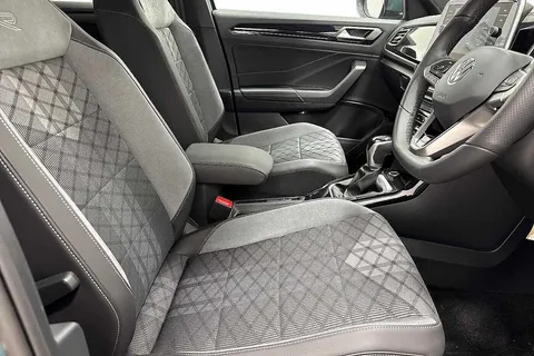 DE25VPU Volkswagen T-Roc 1.5 TSI R-Line 5dr DSG **18' NEVADA ALLOYS + REV CAM** Thumbnail #10