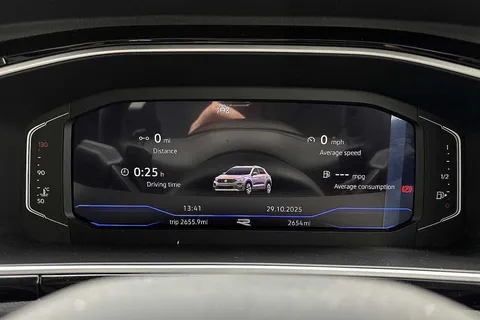 KP25XGZ Volkswagen T-Roc 1.5 TSI R-Line 5dr DSG **PAN ROOF + 18' NEVADA ALLOYS + REV CAM** Thumbnail #11