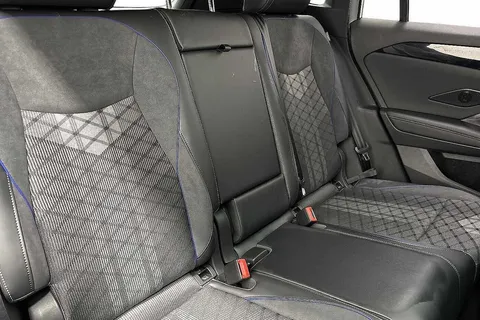 KO25BKZ Volkswagen Tiguan 1.5 TSI 272 eHybrid R-Line 5dr DSG **PAN ROOF + INFO PACK + DRIVER ASSIST** Thumbnail #9