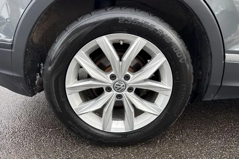 22 of 49 for Volkswagen Tiguan 2.0 TDI SE 4Motion Euro 6 (s/s) 5dr