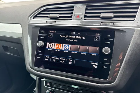 34 of 49 for Volkswagen Tiguan 2.0 TDI SE 4Motion Euro 6 (s/s) 5dr