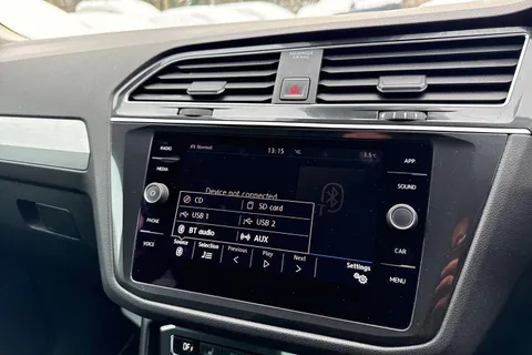 35 of 49 for Volkswagen Tiguan 2.0 TDI SE 4Motion Euro 6 (s/s) 5dr