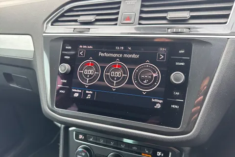 45 of 49 for Volkswagen Tiguan 2.0 TDI SE 4Motion Euro 6 (s/s) 5dr