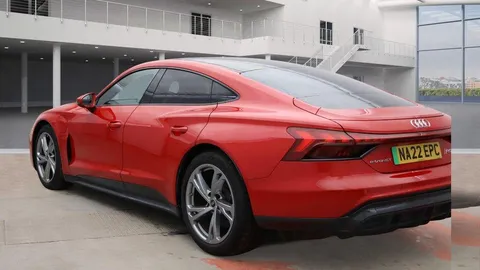 NA22EPC Audi e-tron GT 93.4kWh Auto quattro 4dr Thumbnail #3