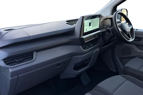 BT75AVR Volkswagen Transporter 2.0 TDI 150PS Commerce Pro Van Auto-Tailgate Thumbnail #16