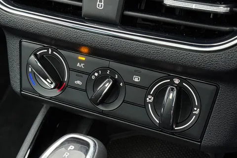 KF23ETA Škoda Kamiq 1.5 TSI Monte Carlo 5dr DSG Thumbnail #22