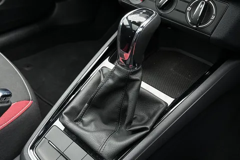 KF23ETA Škoda Kamiq 1.5 TSI Monte Carlo 5dr DSG Thumbnail #23