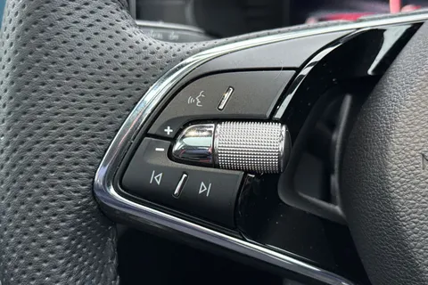 KF23ETA Škoda Kamiq 1.5 TSI Monte Carlo 5dr DSG Thumbnail #40