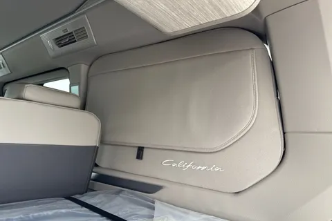 34 of 64 for VOLKSWAGEN CALIFORNIA 2.0 TDI Ocean 5dr DSG