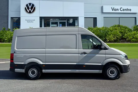 DC75NFM Volkswagen Crafter CR35 Panel van Commerce Plus MWB 177 PS 2.0 TDI 8sp Automatic 4MOTION - LED Thumbnail #4