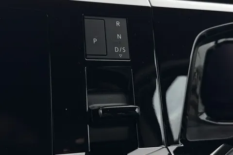 50 of 64 for VOLKSWAGEN CALIFORNIA 2.0 TDI Ocean 5dr DSG