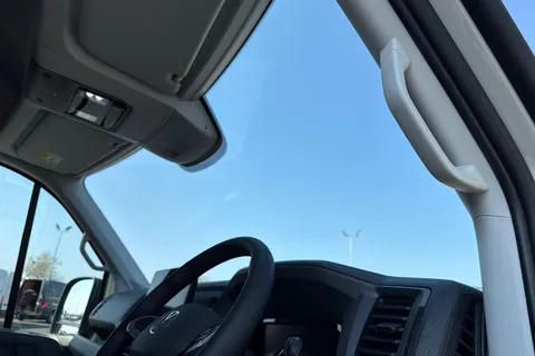 DC75NFM Volkswagen Crafter CR35 Panel van Commerce Plus MWB 177 PS 2.0 TDI 8sp Automatic 4MOTION - LED Thumbnail #36