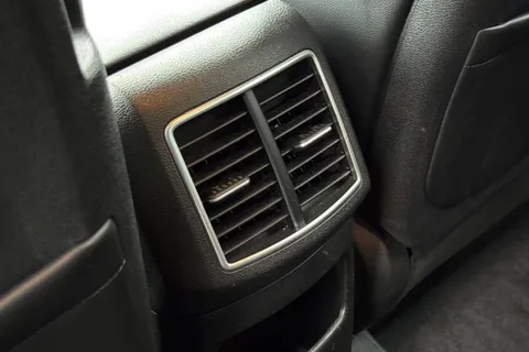 YY72HHZ Kia Sportage 1.6 T-GDi MHEV 3 DCT Euro 6 (s/s) 5dr Thumbnail #35