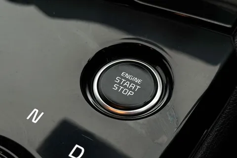 YY72HHZ Kia Sportage 1.6 T-GDi MHEV 3 DCT Euro 6 (s/s) 5dr Thumbnail #41