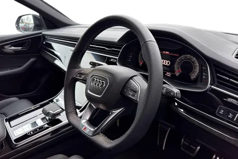 DX75TYT Audi Q8 SUV  Black Edition 50 TDI quattro 286 PS tiptronic Thumbnail #15