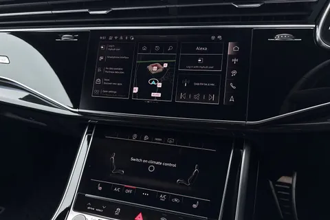 DX75TYT Audi Q8 SUV  Black Edition 50 TDI quattro 286 PS tiptronic Thumbnail #25