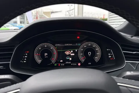 DX75TYT Audi Q8 SUV  Black Edition 50 TDI quattro 286 PS tiptronic Thumbnail #48