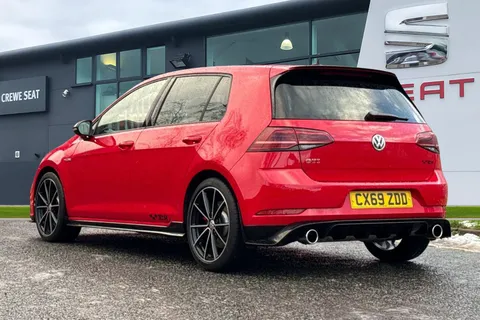 CX69ZDD Volkswagen Golf 2.0 TSI GTI TCR Hatchback 5dr Petrol DSG Euro 6 (s/s) (290 ps) Thumbnail #3