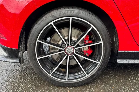 CX69ZDD Volkswagen Golf 2.0 TSI GTI TCR Hatchback 5dr Petrol DSG Euro 6 (s/s) (290 ps) Thumbnail #13