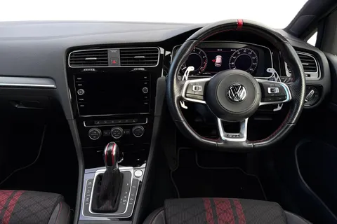 CX69ZDD Volkswagen Golf 2.0 TSI GTI TCR Hatchback 5dr Petrol DSG Euro 6 (s/s) (290 ps) Thumbnail #19