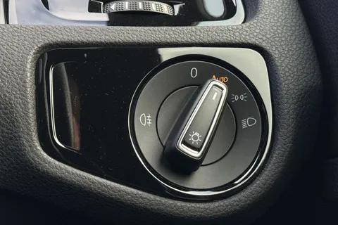 CX69ZDD Volkswagen Golf 2.0 TSI GTI TCR Hatchback 5dr Petrol DSG Euro 6 (s/s) (290 ps) Thumbnail #38