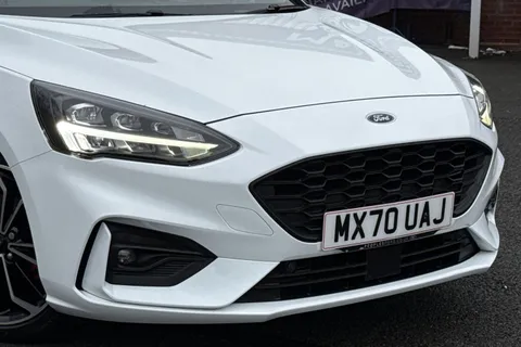 MX70UAJ Ford Focus 1.5 EcoBlue ST-Line X Euro 6 (s/s) 5dr Thumbnail #18