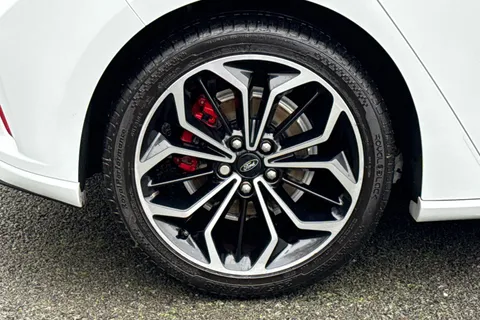 MX70UAJ Ford Focus 1.5 EcoBlue ST-Line X Euro 6 (s/s) 5dr Thumbnail #23