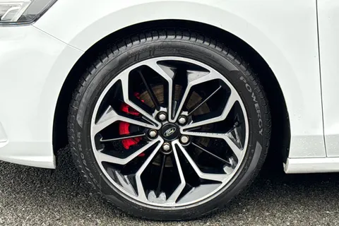 MX70UAJ Ford Focus 1.5 EcoBlue ST-Line X Euro 6 (s/s) 5dr Thumbnail #25