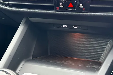 34 of 43 for VOLKSWAGEN GOLF 1.5 TSI R-Line 5dr