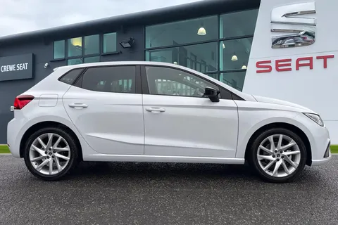 KS75TRV SEAT Ibiza 1.0 TSI FR DSG Euro 6 (s/s) 5dr Thumbnail #4