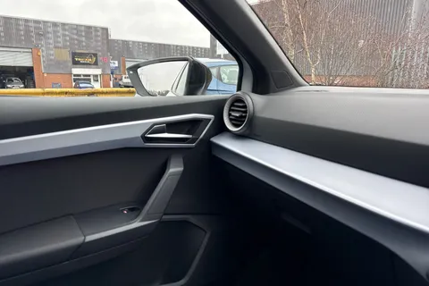 KS75TRV SEAT Ibiza 1.0 TSI FR DSG Euro 6 (s/s) 5dr Thumbnail #32