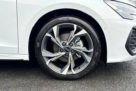  Audi A3 1.5 TFSI S line Sportback Euro 6 (s/s) 5dr Thumbnail #11