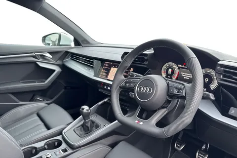  Audi A3 1.5 TFSI S line Sportback Euro 6 (s/s) 5dr Thumbnail #14