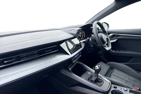  Audi A3 1.5 TFSI S line Sportback Euro 6 (s/s) 5dr Thumbnail #15