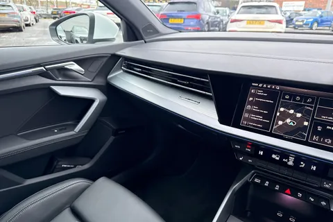  Audi A3 1.5 TFSI S line Sportback Euro 6 (s/s) 5dr Thumbnail #20