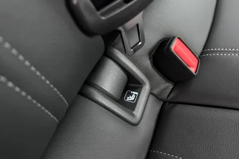  Audi A3 1.5 TFSI S line Sportback Euro 6 (s/s) 5dr Thumbnail #38