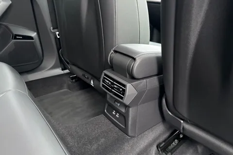  Audi A3 1.5 TFSI S line Sportback Euro 6 (s/s) 5dr Thumbnail #39