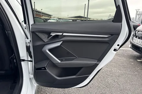  Audi A3 1.5 TFSI S line Sportback Euro 6 (s/s) 5dr Thumbnail #42