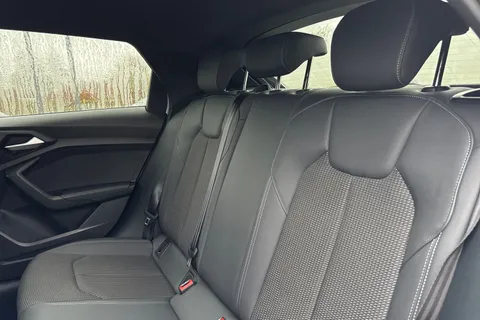 VK74ZRE Audi A1 Black Edition 25 TFSI  95 PS S tronic Thumbnail #20