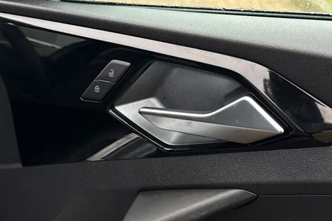 VK74ZRE Audi A1 Black Edition 25 TFSI  95 PS S tronic Thumbnail #42