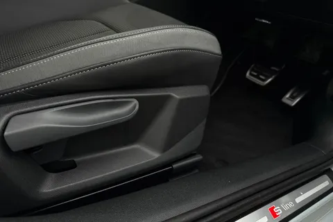 VK74ZRE Audi A1 Black Edition 25 TFSI  95 PS S tronic Thumbnail #45