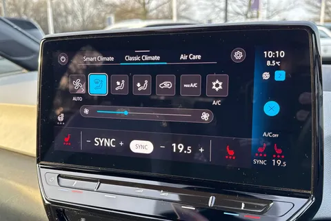 PF71KNS Volkswagen ID.3 150kW Family Pro Performance 58kWh 5dr Auto | 18'' Alloys |  Matrix LED Lig Thumbnail #22