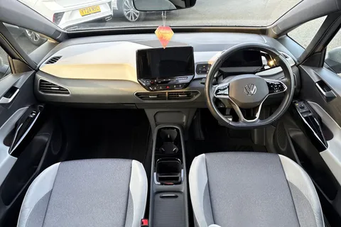 PF71KNS Volkswagen ID.3 150kW Family Pro Performance 58kWh 5dr Auto | 18'' Alloys |  Matrix LED Lig Thumbnail #33