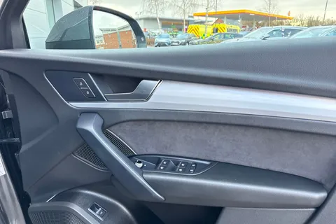 BV23VCL Audi Q5 2.0 TDI 40 S line S Tronic quattro Euro 6 (s/s) 5dr Thumbnail #22