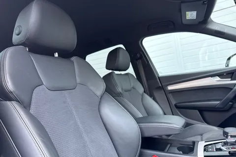 BV23VCL Audi Q5 2.0 TDI 40 S line S Tronic quattro Euro 6 (s/s) 5dr Thumbnail #25