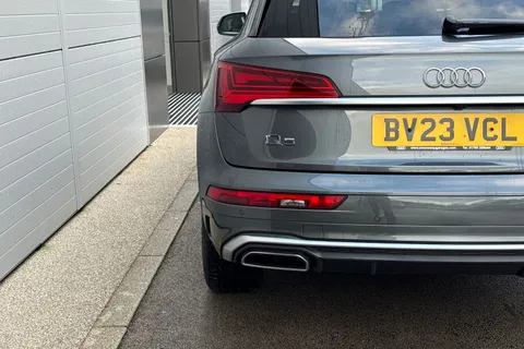 BV23VCL Audi Q5 2.0 TDI 40 S line S Tronic quattro Euro 6 (s/s) 5dr Thumbnail #28